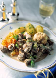 Close-up+of+beef+stroganoff+on+a+plate