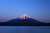 夕暮れの富士山_精進湖